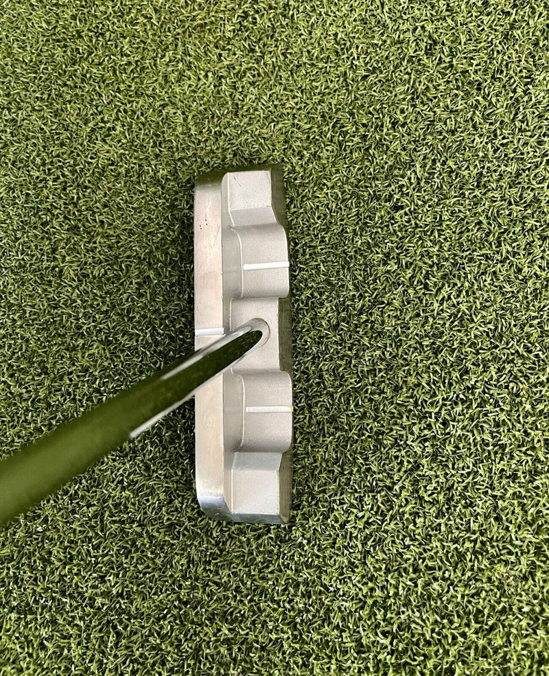 RARE Macro Golf 303 SS Poly Face Putter, RH, 35" Center Shaft & Winn Grip-Great!